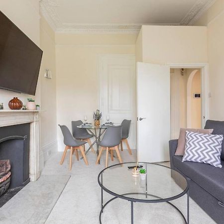 Апартаменты Cozy Flat In The Heart Of Лондон Экстерьер фото