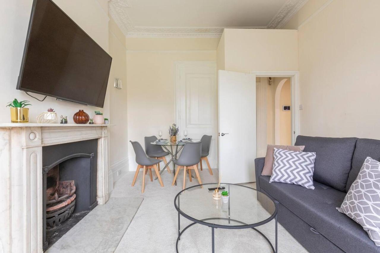 Апартаменты Cozy Flat In The Heart Of Лондон Экстерьер фото