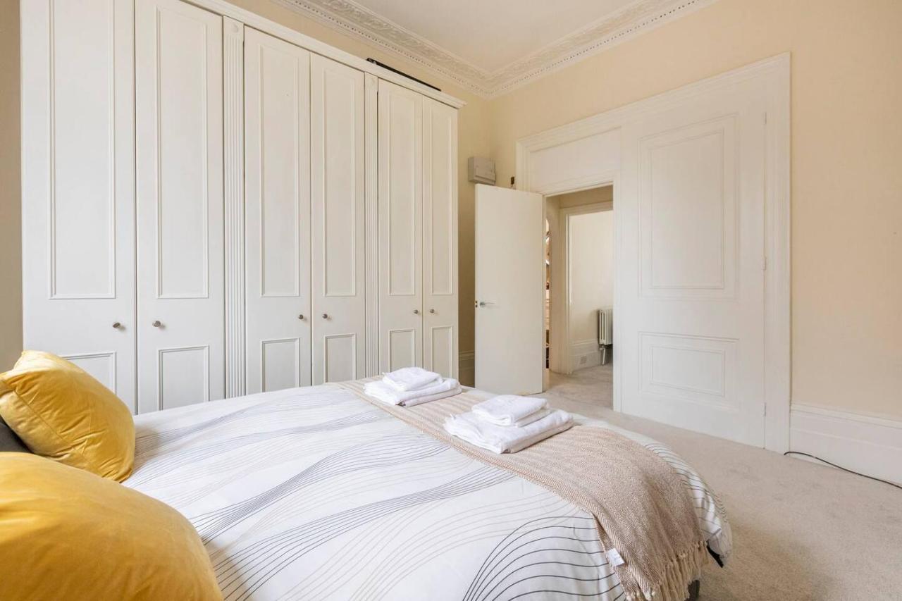 Апартаменты Cozy Flat In The Heart Of Лондон Экстерьер фото
