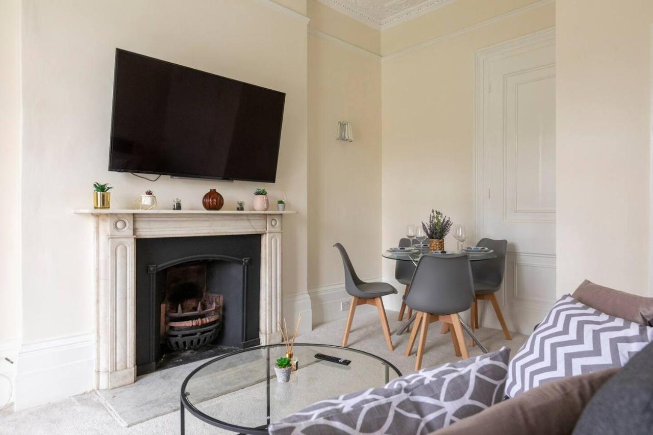 Апартаменты Cozy Flat In The Heart Of Лондон Экстерьер фото